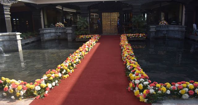 एशिया प्यासिफिक शिखर सम्मेलनका लागि दुलहीझैँ सजियो काठमाडौँको ‘ह्यात होटल’ (फोटो फिचर)