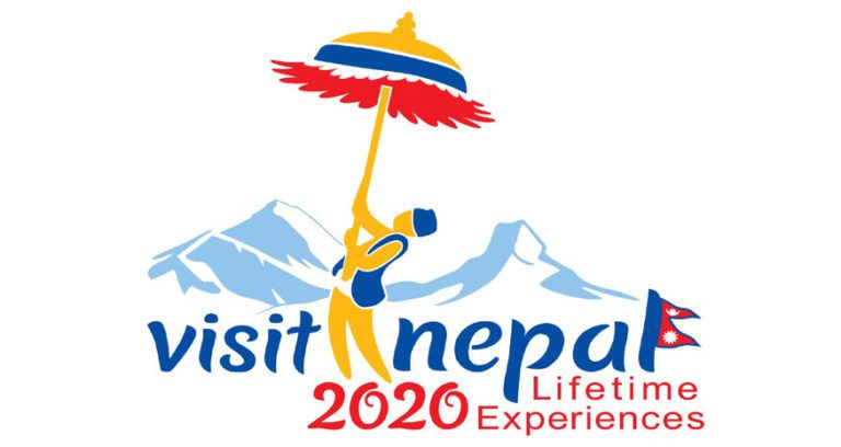 भ्रमण वर्ष : नेपाल प्रवेश गर्ने पहिलो पर्यटकलाई सम्मान