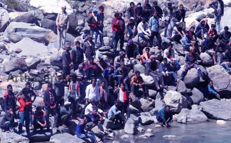 दार्चुलाबाट ‘ग्राउण्ड जिरो रिपोर्ट’ : ‘नेपाल सरकार हामीलाई कि उद्धार गर, कि गोली हानेर मारिदेउ…’