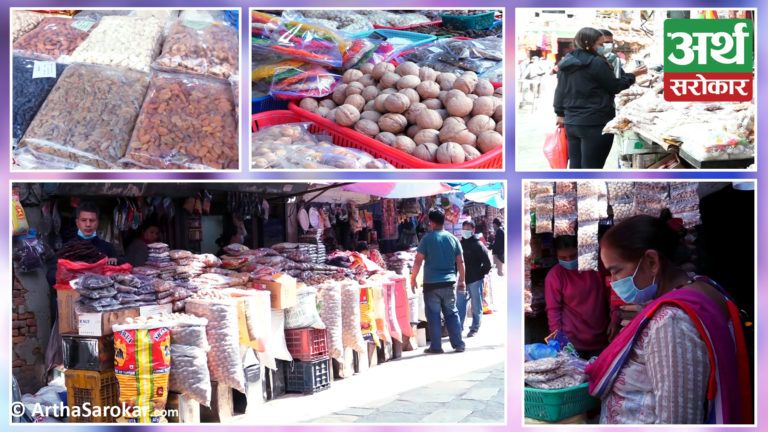 काठमाडौँमा छैन तिहारको रौनक ! सुनसान बने पसलहरु, व्यापारी भन्छन् ‘अब त व्यापार हुने आशै मरिसक्यो’ (फोटो-कथा)