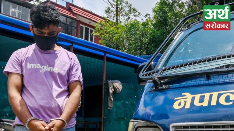 विमानस्थलको कार्गोबाट ल्यापटप चोर्ने नेपाल एयरलाइन्सका कर्मचारी पक्राउ