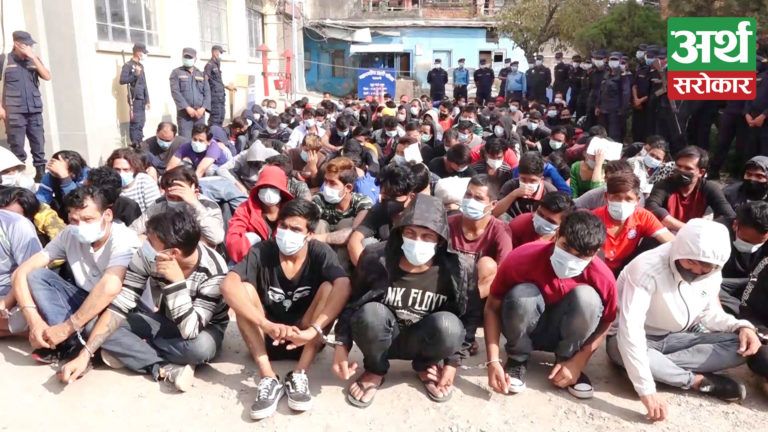 कोड भाषा प्रयोग गरी काठमाडौंका विभिन्न स्थानमा पाकेटमारी र चोरी गर्ने २०७ जना पक्राउ, ४६ जना जेल चलान (भिडियो रिपोर्ट)