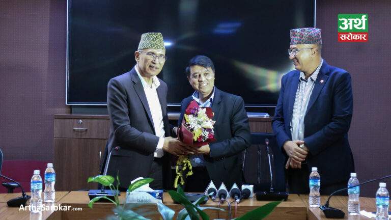 नेपाल उद्योग वाणिज्य महासंघका पदाधिकारी र अर्थमन्त्रीबीच भेटवार्ता… (फोटो-कथा)