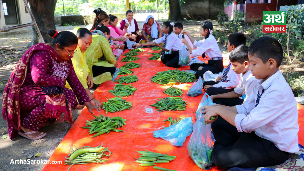 ‘पढ्दै कमाउँदै’ कार्यक्रमप्रति विद्यार्थीको आकर्षण