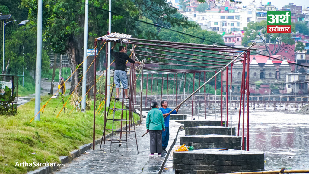 छठका लागि तयार हुँदै काठमाडौँका नदी किनार (तस्विरहरु)