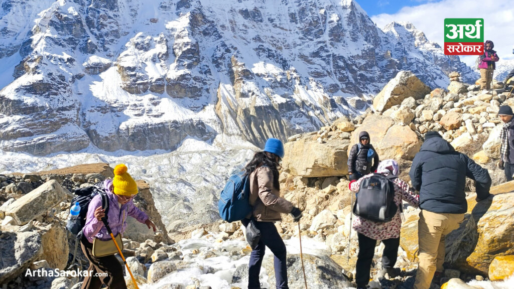 कञ्चनजङ्गा क्षेत्रमा पर्यटकको सङ्ख्या वृद्धि हुँदा होटल व्यवसाय चलायमान