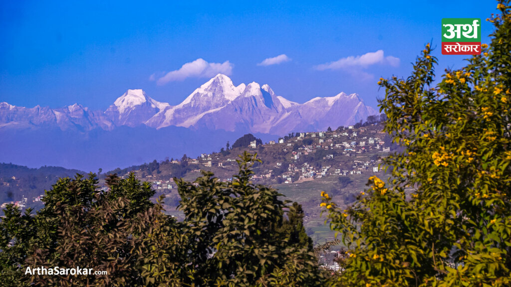 काठमाडौँबाट यस्तो देखियो गौरीशंखर हिमाल… (तस्विरहरू)