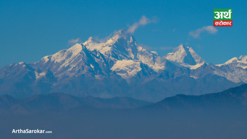 आहा ! नुवाकोटको सूर्यचौरबाट देखिएका हिमश्रृङ्खला… (तस्विरहरु)