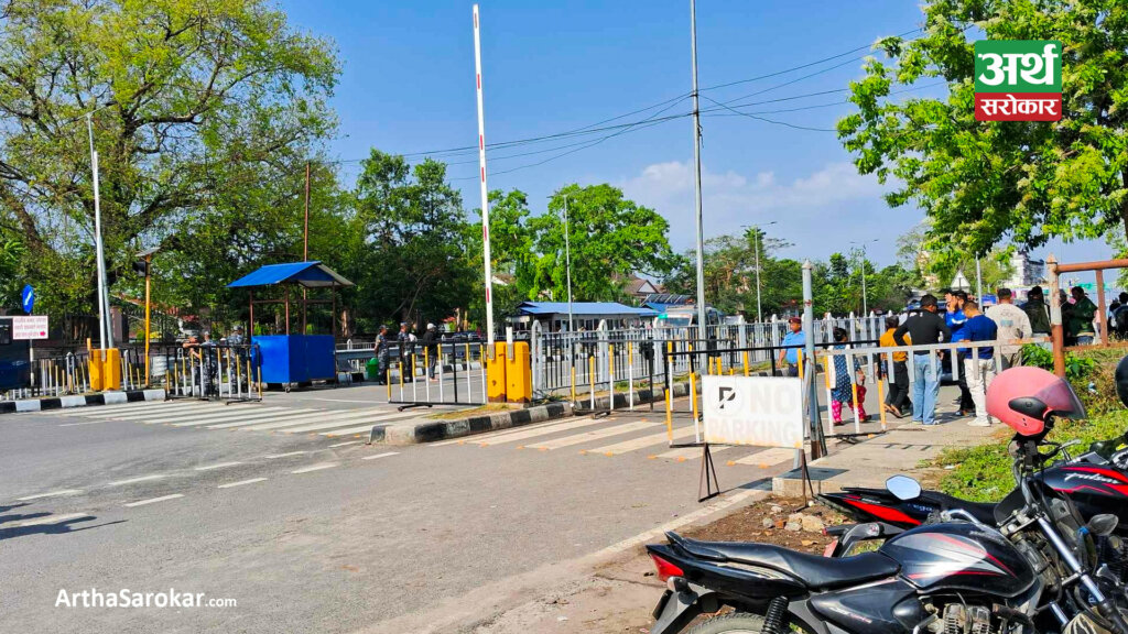 दुर्गा प्रसाईंलाई ल्याउँदै गरेको थाहा पाएपछि मेची पुल पुगे समर्थक, सुरक्षा व्यवस्था दोब्बरले बढाइयो !