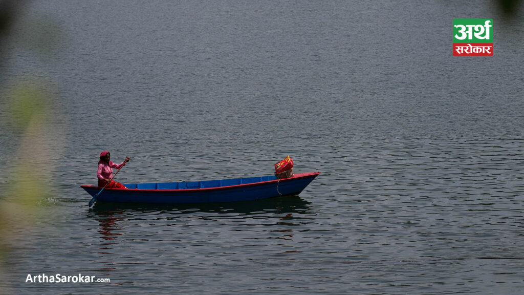 शान्त बेगनास ताल (तस्विरहरू)